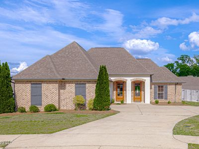 308 Logan Ct