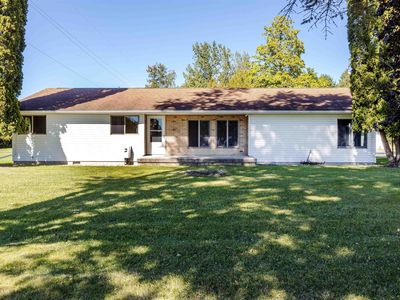 215 E Saginaw Rd