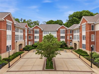 1219 Crescent Pl APT 2D