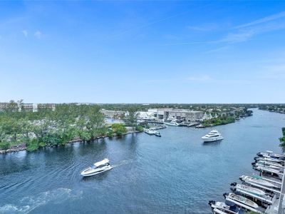 1401 N Riverside Dr APT 1005