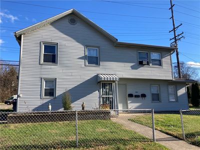 4 S Main St