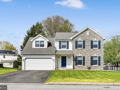 430 Oak Ln