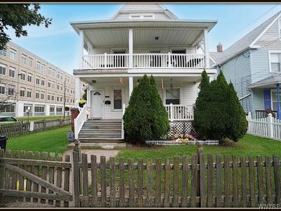 1304 Walnut Ave