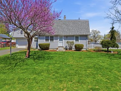 25 Coolidge Ave