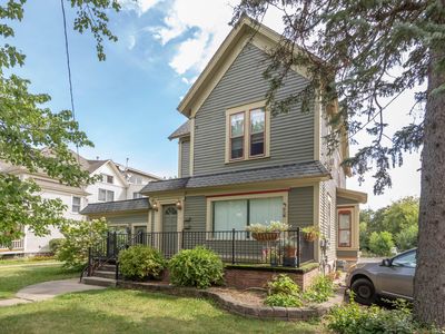 110 Woodward Ave