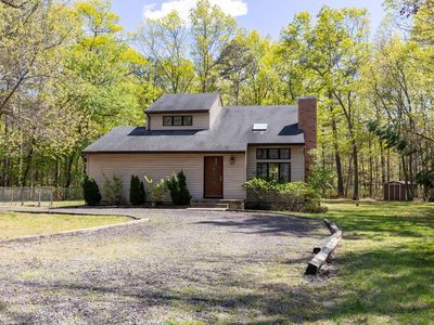 6101 Mill Rd