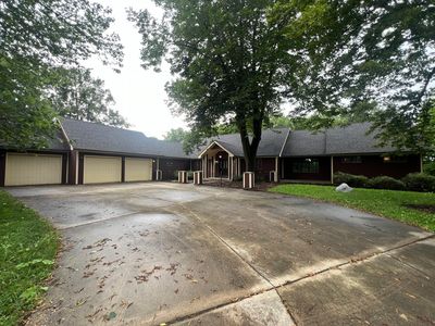 24535 W Woodridge Way