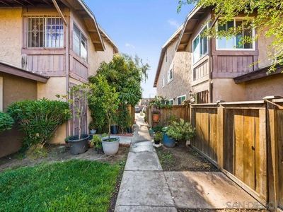1302 W San Ysidro Blvd Unit C