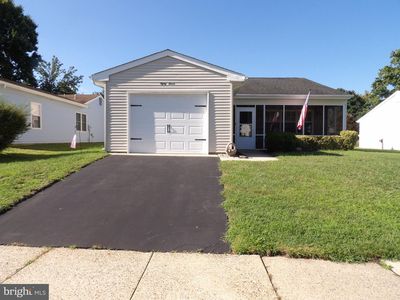 87 Kingston Way