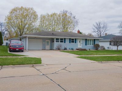 1909 Main Ave