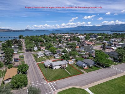 114 8th Ave W