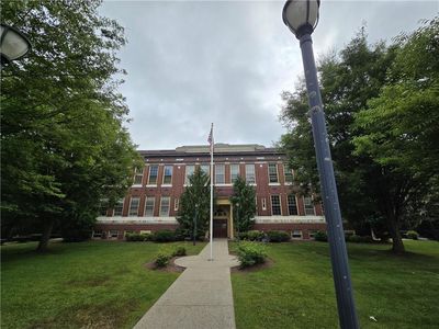 265 Sayles Ave Unit 8