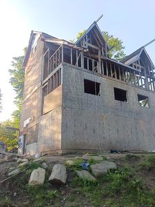 Property at 56 Drake Place Rd, Sheffield, VT