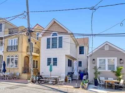 46 W Rutherford Lane