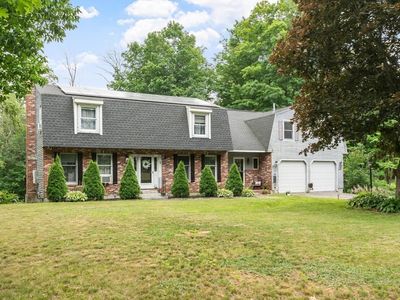 14 Knower Rd