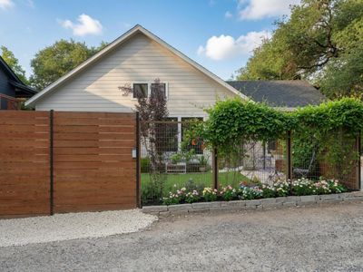804 W Annie St #2