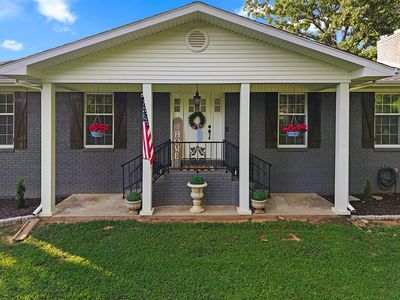 332 Red River Rd