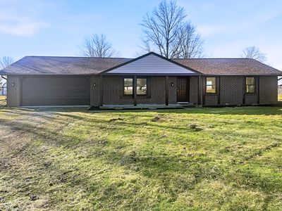 1885 E Tumbleweed Ln