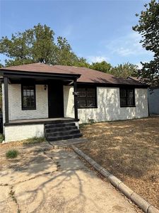 2049 NE 17th St