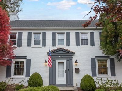 611 Twickenham Rd