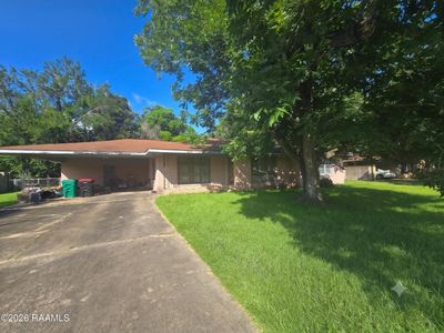 111 Sunny Ln