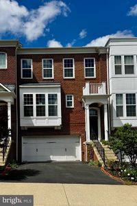 20697 Erskine Ter