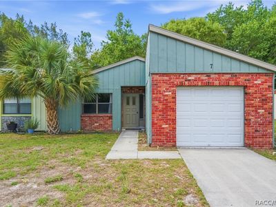 Property at 7 Chinaberry Cir, Homosassa, FL