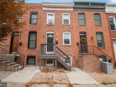 2526 Foster Ave