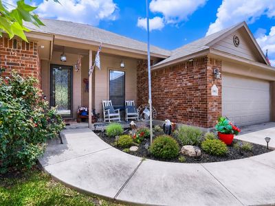 2262 SUN CHASE BLVD