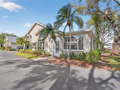 1111 Golfview Woods Dr #1111