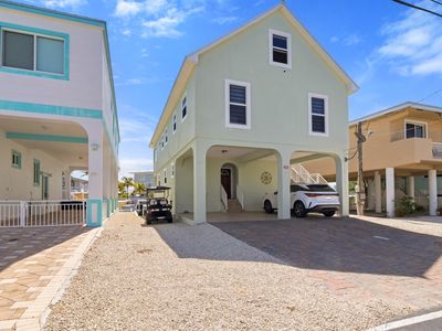 225 Normandy Dr