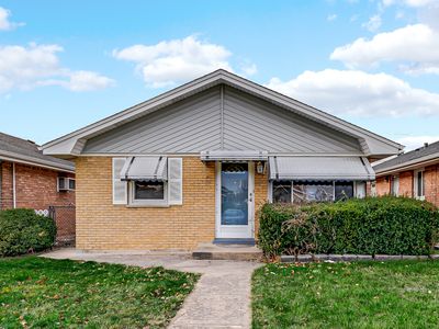 7616 S Lorel Ave