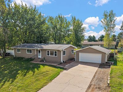 534 Derrick Dr