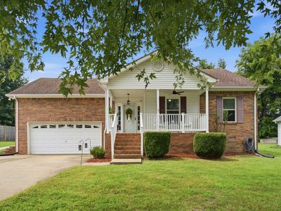 209 Beechbrook Ct