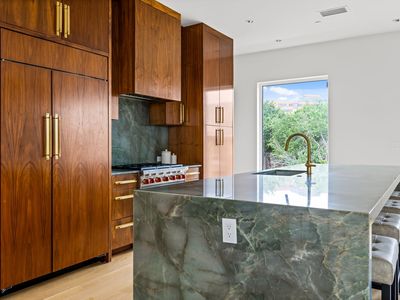 3909 Hawthorne Ave UNIT 101