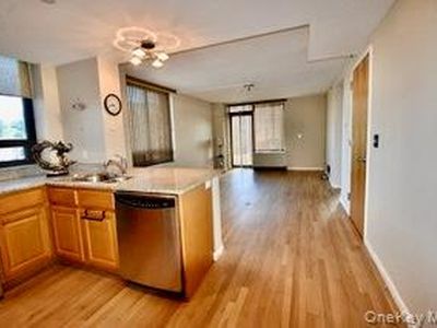 11624 Grosvenor Lane #4D