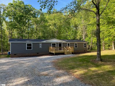 560 Carousel Rd