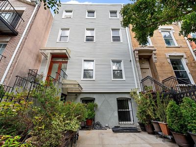 307 Quincy St