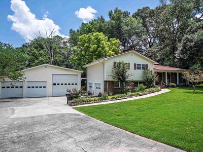 545 Overhill Dr