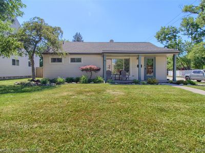 3143 Prairie Ave