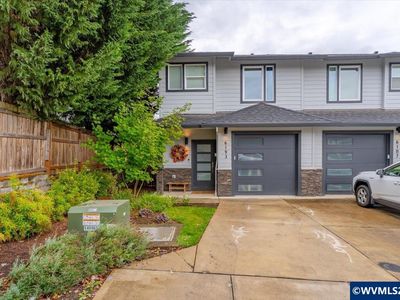 6193 Blue River Dr SE