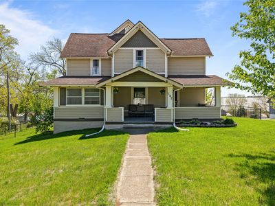 107 W Grant St