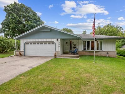 566 West Wisconsin AVENUE