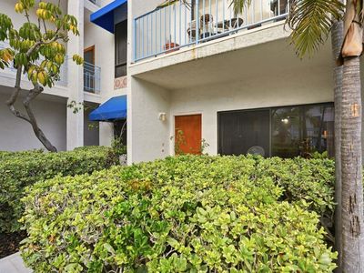 8310 Regents Rd Unit 1E