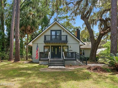 107 Oak St