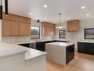 2055 Log Cabin Club Rd