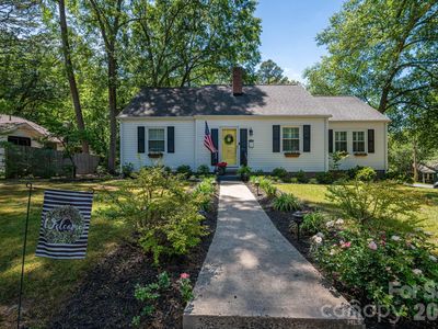 Property at 823 N Laurel St, Lincolnton, NC