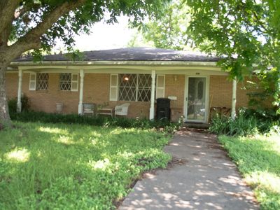 600 Carroll St