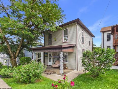 231 Thayer St