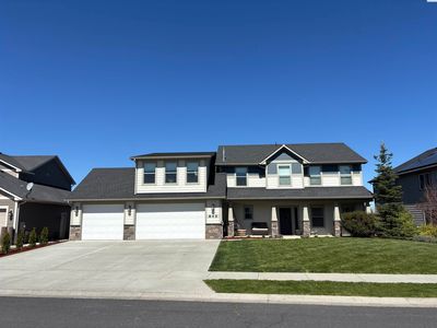 845 SW Windy Point Ct